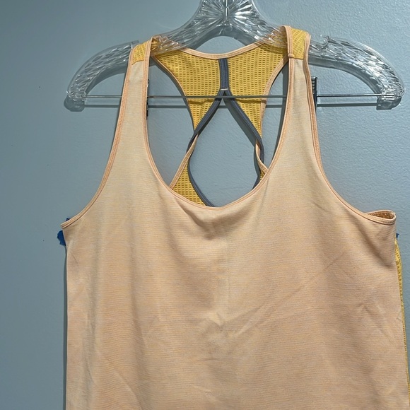 Under Armour Skeleton Two Tones Racer Back Tank Top Sz S - Picture 4 of 10
